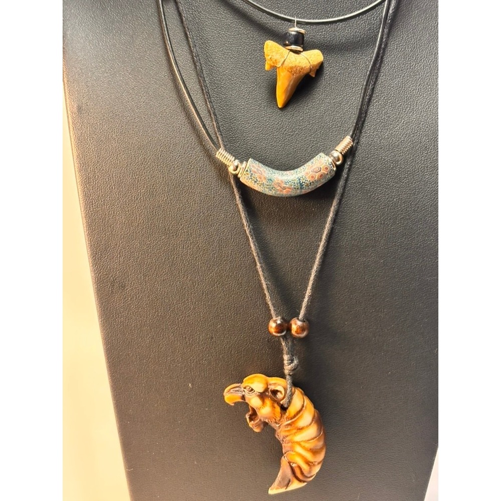 Vintage Y2K Biker Boho Necklace Brown Shark Tooth Eagle Bead‎ Layered Statement